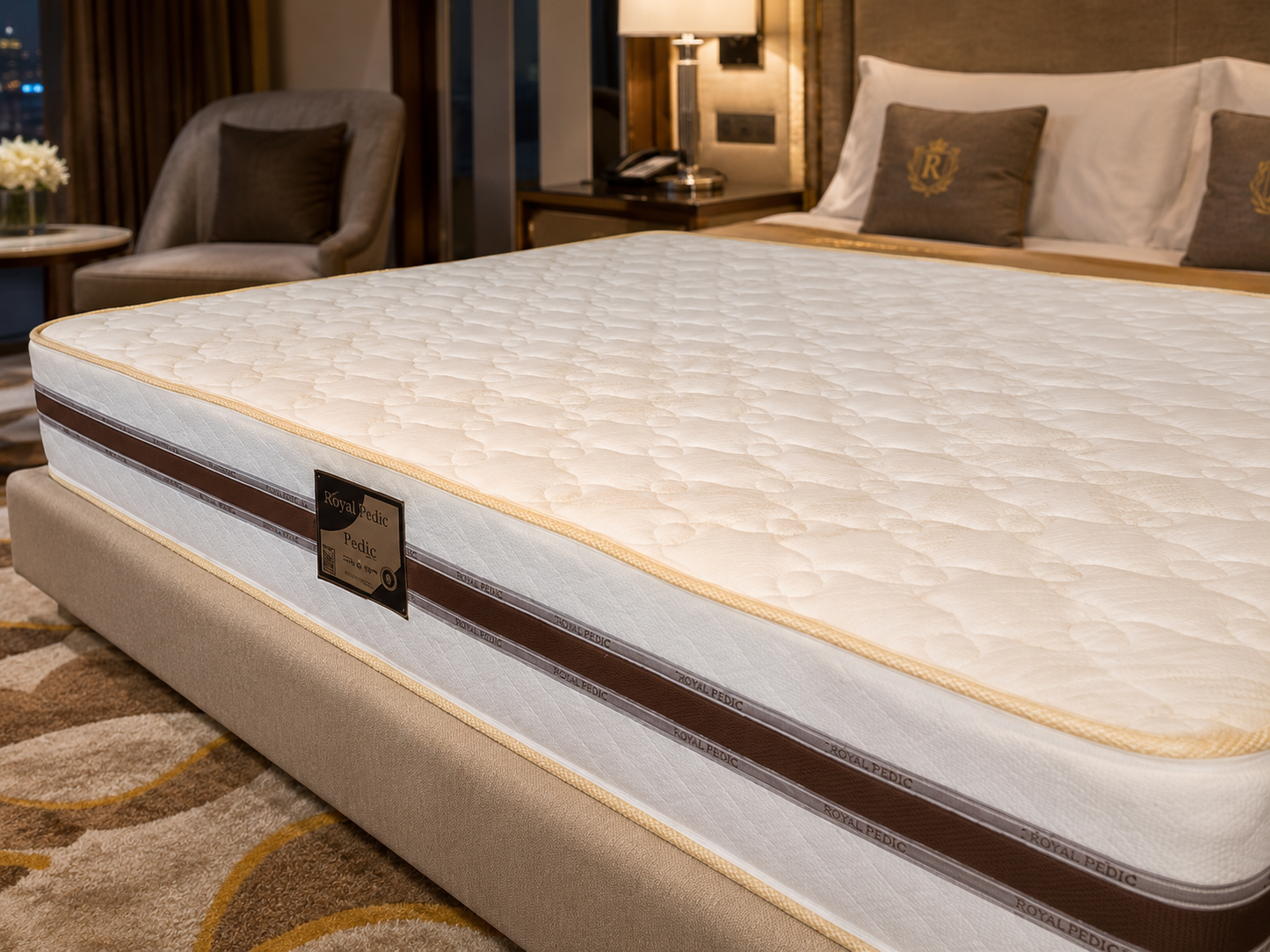 Connected spring hotel mattress from TM HOME